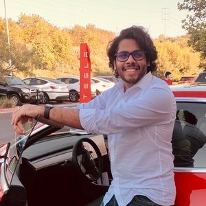 Meet your Posher, Abhijeet